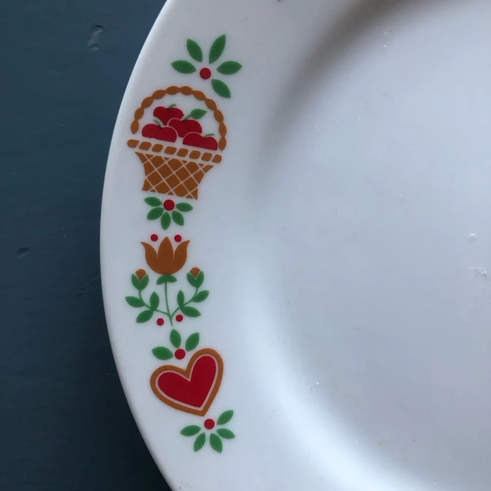 AVON  Baked with Love 9
